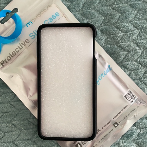 Galaxy S10 Black and clear Slim Phone Case BNWT - Picture 2 of 3